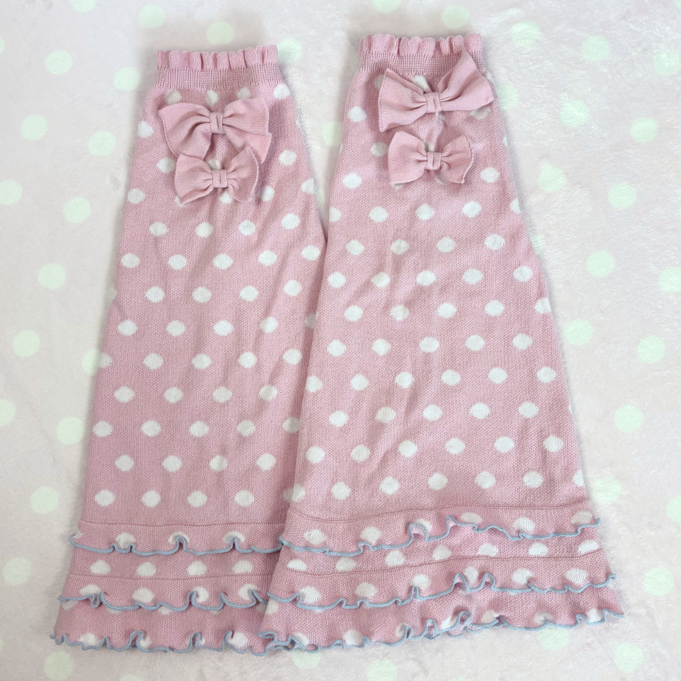 Leg Warmers Sample