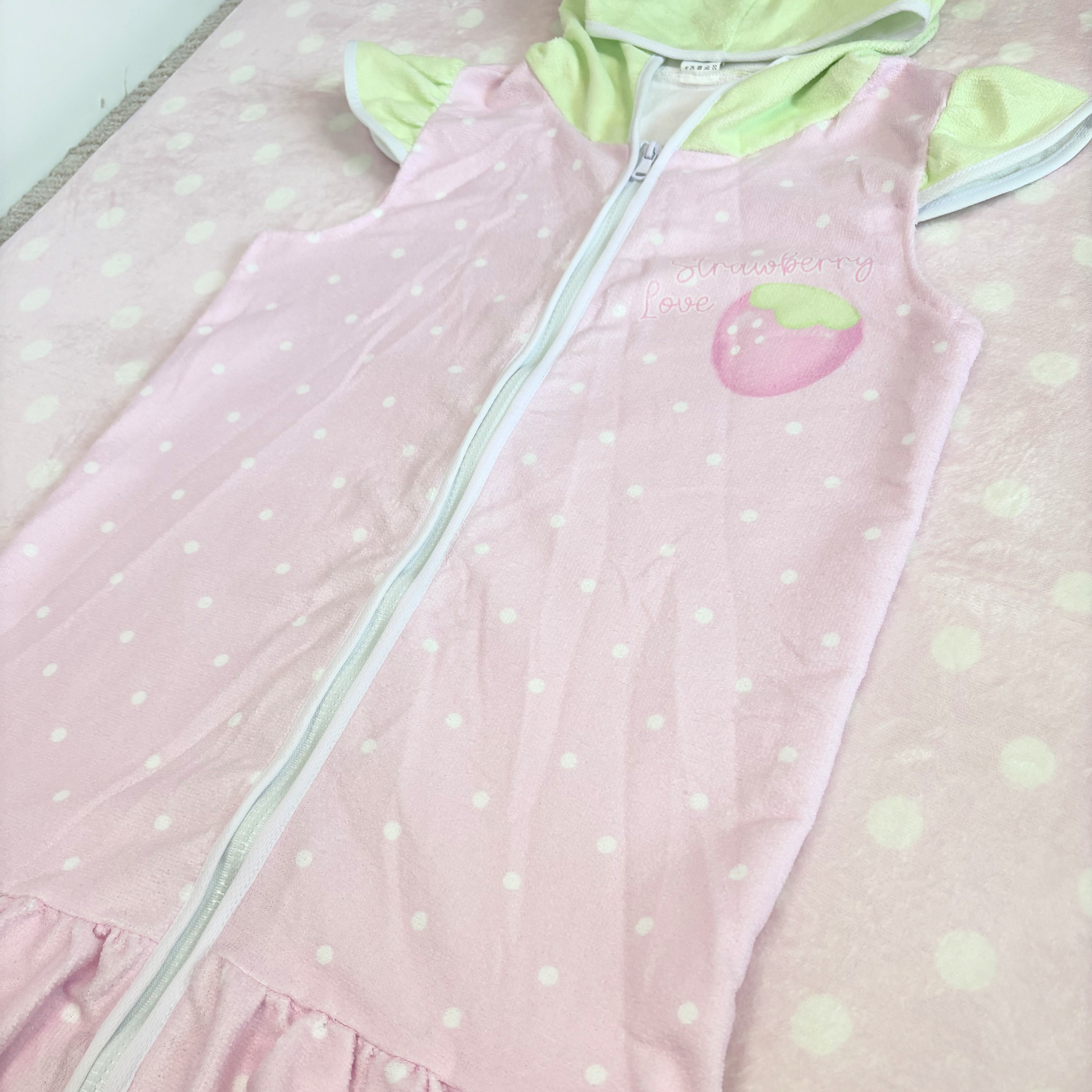 Strawberry Towel Zipup sample - XS