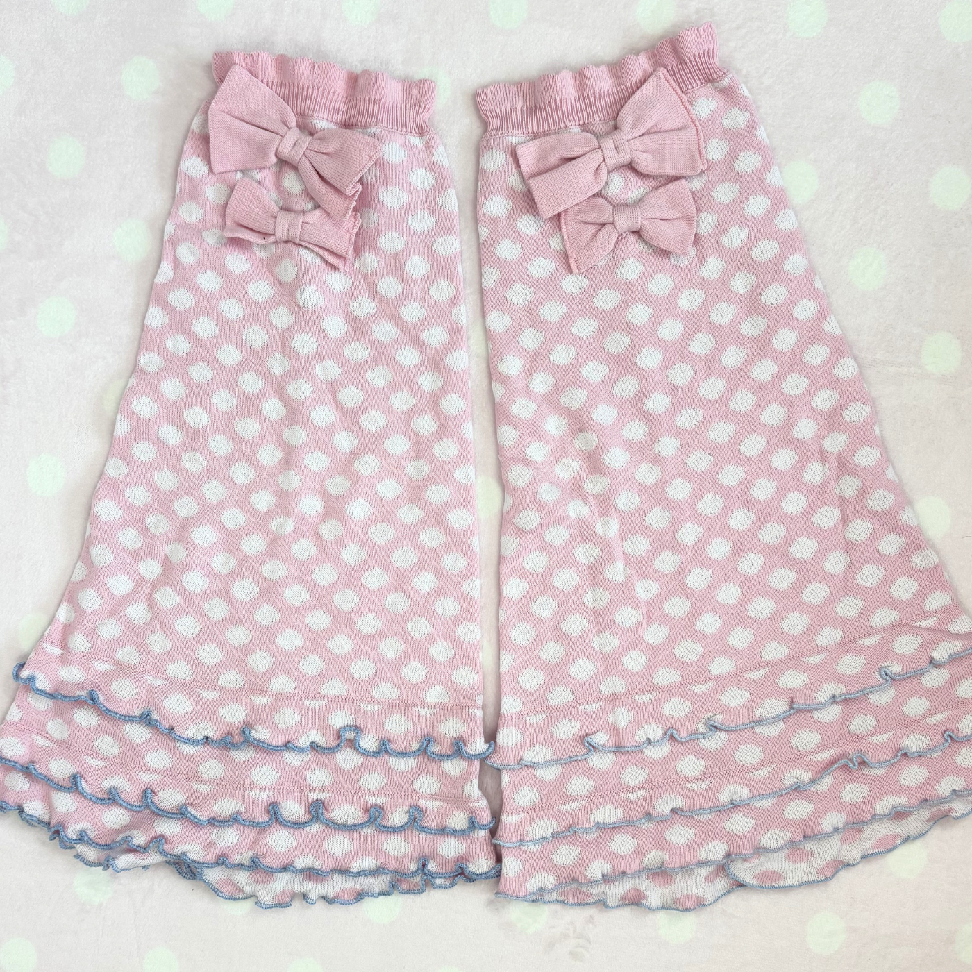 Leg warmer sample